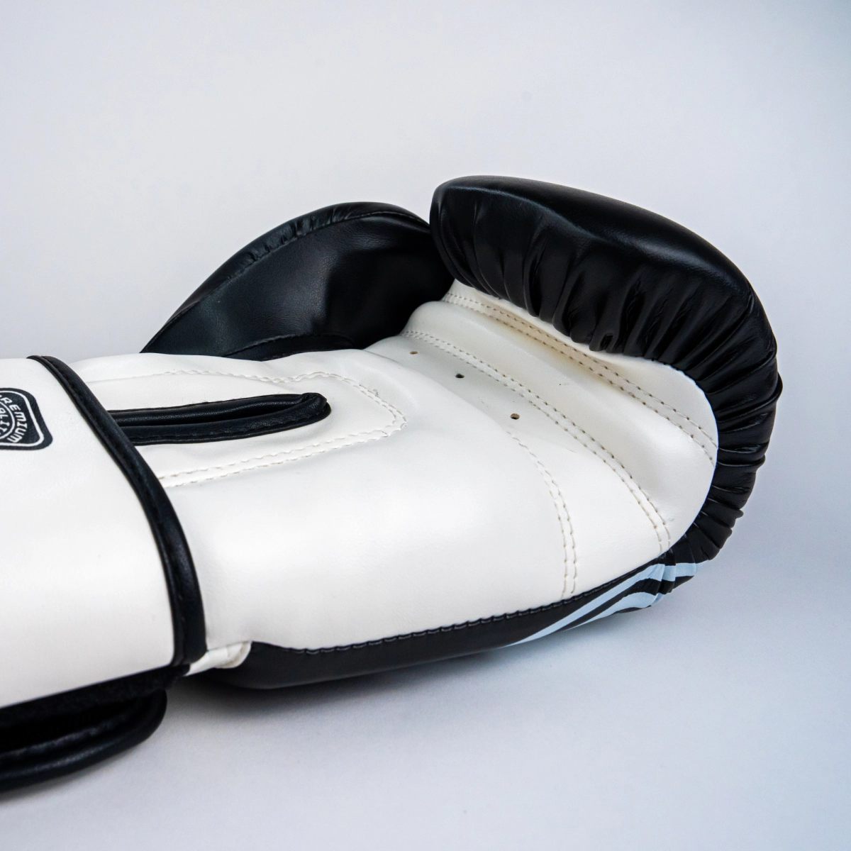 HBK SNOW bokszkesztyű