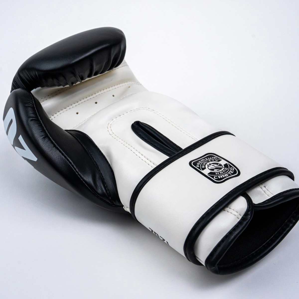 HBK SNOW bokszkesztyű